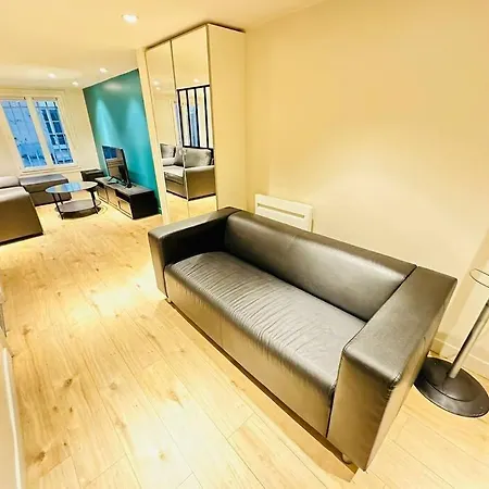 شقة Great Flat In Center Of *