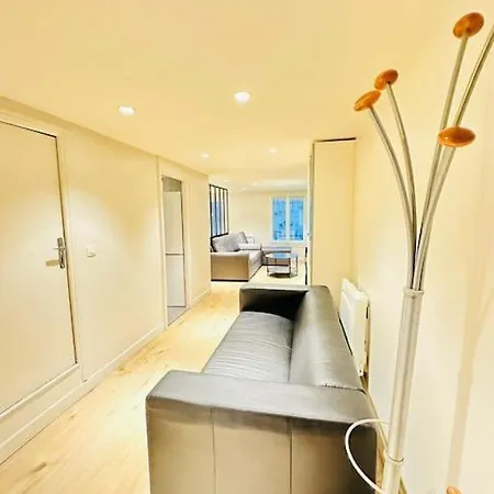 Great Flat In Center Of