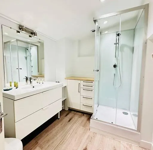 Great Flat In Center Of Apartment Paris